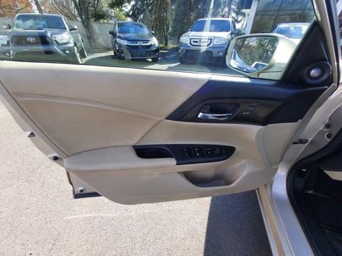 Used 2014 Honda Accord EX-L image 8