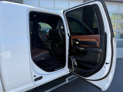 Used 2019 RAM 2500 Limited w/ Off Road Package AWD/4WD image 46