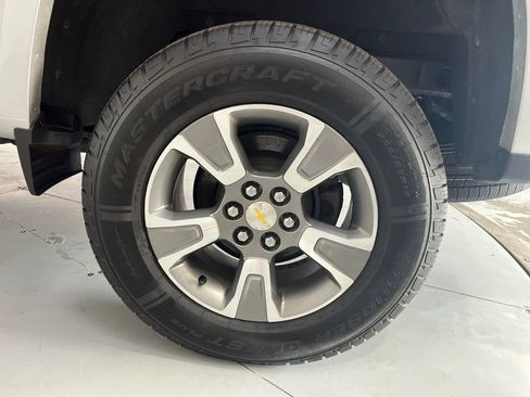 Used 2018 Chevrolet Colorado Z71 AWD/4WD image 15
