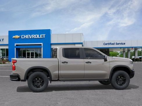 New 2026 Chevrolet Silverado 1500 ZR2 w/ Dark Appearance Package AWD/4WD image 5