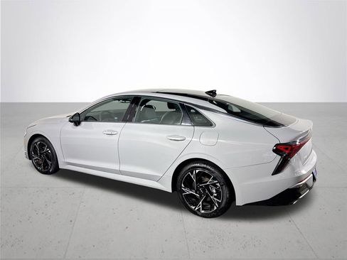 Used 2025 Kia K5 GT-Line w/ GT-Line Premium Package image 9