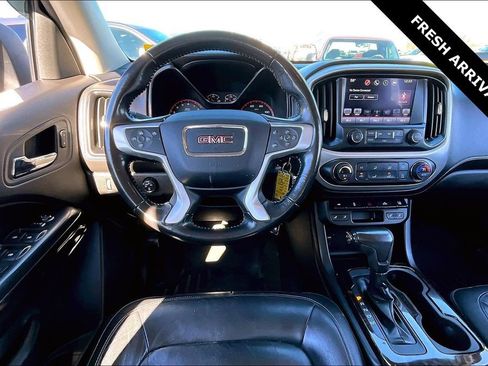 Used 2016 GMC Canyon SLT w/ Driver Alert Package image 9