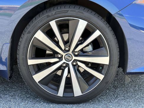 Used 2022 Nissan Altima 2.5 SR FWD image 7
