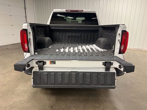 Certified 2024 GMC Sierra 1500 SLT image 6