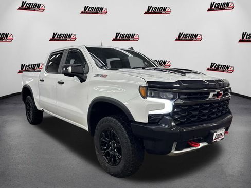 Used 2024 Chevrolet Silverado 1500 ZR2 w/ Technology Package AWD/4WD image 3