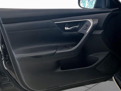 Used 2015 Nissan Altima 2.5 S w/ Power Driver Seat Package FWD image 20