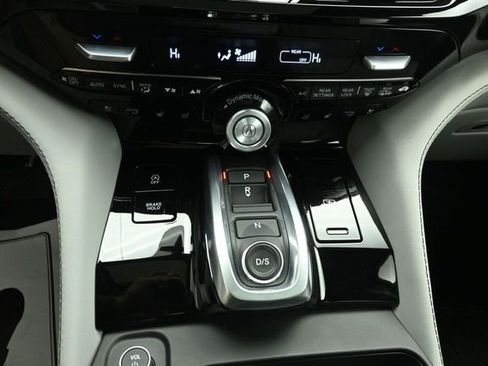 Used 2026 Acura MDX SH-AWD w/ Advance Package image 18