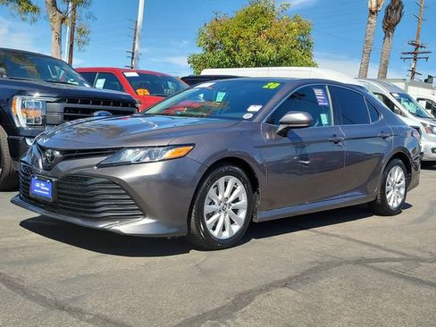 Used 2020 Toyota Camry LE w/ Carpet Mat Package image 26