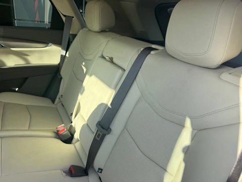 Certified 2024 Cadillac XT5 Premium Luxury w/ Technology Package FWD image 25