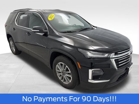 Used 2022 Chevrolet Traverse LT image 1