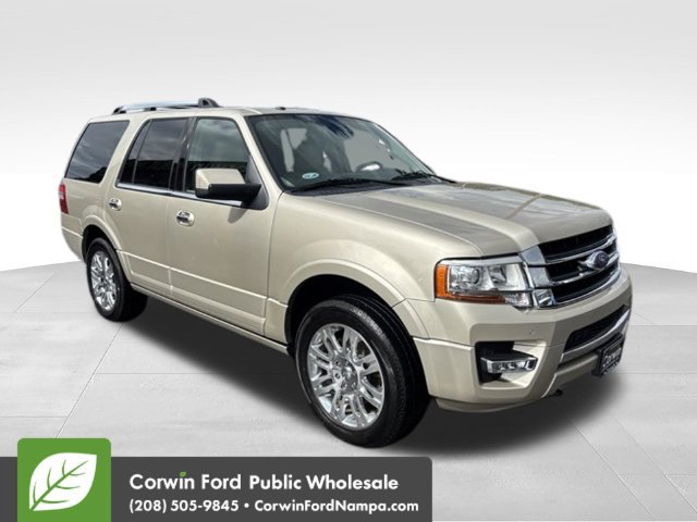 Used 2017 Ford Expedition Limited w/ Equipment Group 301A AWD/4WD image 3
