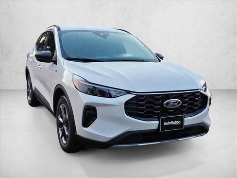 New 2025 Ford Escape ST-Line w/ Equipment Group 301A image 5