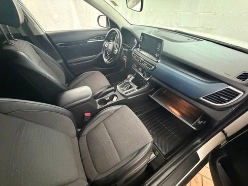 Used 2021 Kia Seltos S AWD/4WD image 12