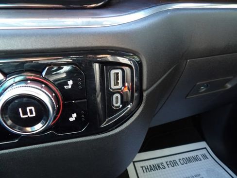 Used 2025 GMC Sierra 1500 SLT AWD/4WD image 36