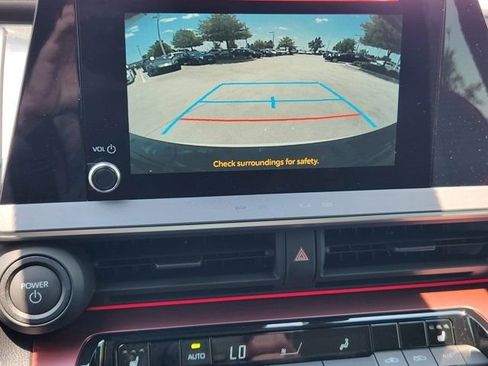 New 2025 Toyota Prius Plug-In Hybrid image 36