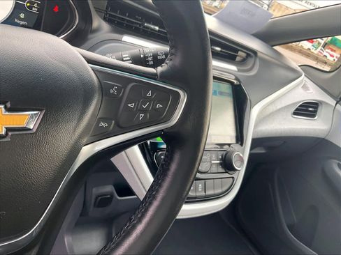 Used 2019 Chevrolet Bolt LT image 24