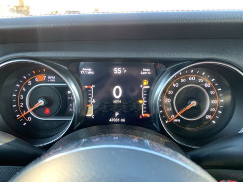 Used 2023 Jeep Wrangler Unlimited Rubicon image 21