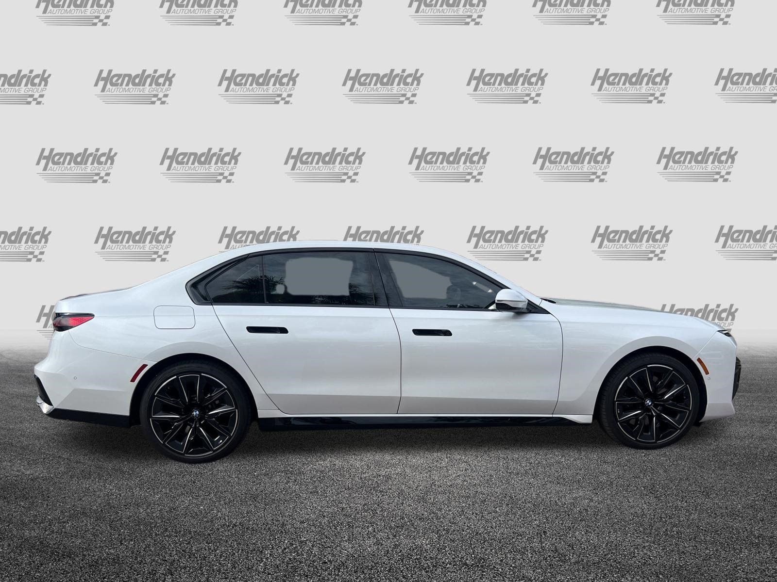 Certified 2025 BMW 760i xDrive AWD/4WD image 11