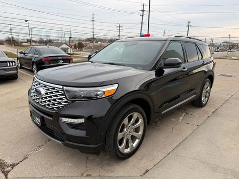 Used 2020 Ford Explorer Platinum w/ Premium Technology Package image 5