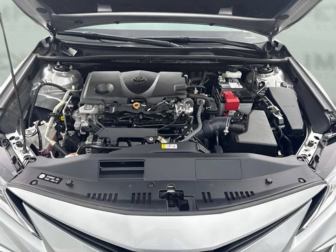 Used 2022 Toyota Camry LE FWD image 16