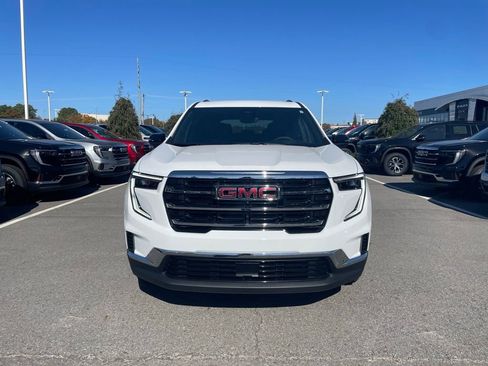 New 2026 GMC Acadia Elevation image 2