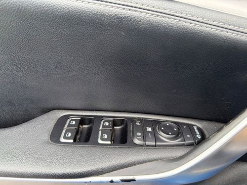 Used 2021 Kia Stinger GT AWD/4WD image 18
