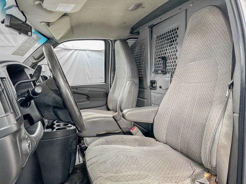 Used 2014 Chevrolet Express 3500 3500 CARGO VAN image 9