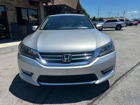 Used 2015 Honda Accord Sport image 9
