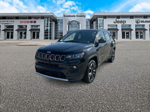 Certified 2023 Jeep Compass Limited AWD/4WD image 4