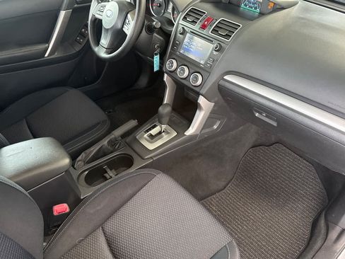 Used 2016 Subaru Forester 2.5i w/ Alloy Wheel Package AWD/4WD image 18