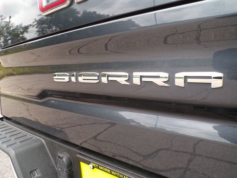 Used 2021 GMC Sierra 1500 SLT w/ SLT Premium Package AWD/4WD image 15