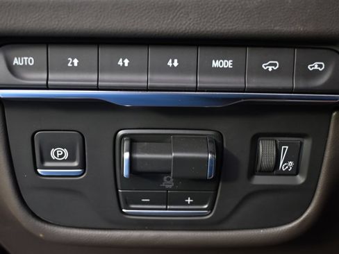 New 2026 Cadillac Escalade Luxury w/ Touring Package AWD/4WD image 25