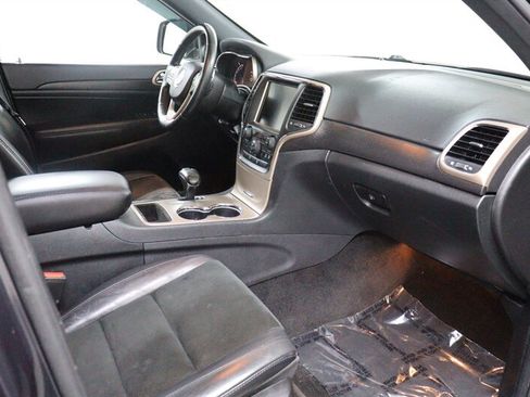 Used 2015 Jeep Grand Cherokee Altitude AWD/4WD image 19