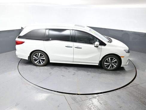 Used 2020 Honda Odyssey Elite image 42