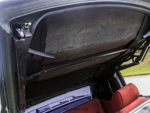 Used 1988 Ford Mustang GT RWD image 45