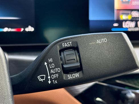 Used 2025 BMW 430i Coupe w/ Convenience Package image 31