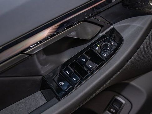 New 2026 BMW 550e xDrive w/ Premium Package image 14