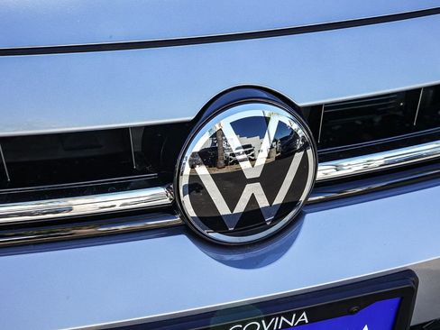 New 2026 Volkswagen Jetta SE image 15