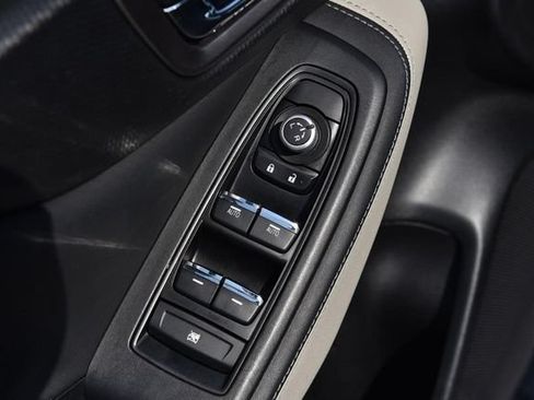 Used 2022 Subaru Forester Limited AWD/4WD image 8