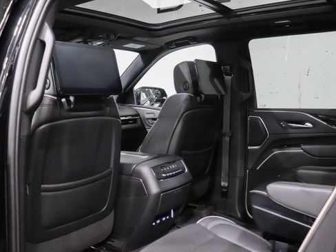 Certified 2023 Cadillac Escalade ESV Sport w/ Touring Package AWD/4WD image 20