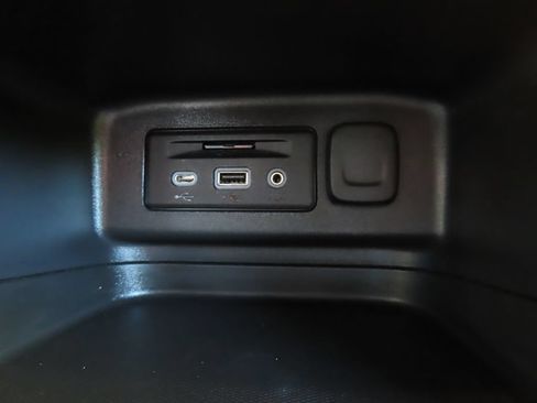 Certified 2020 Chevrolet Equinox LT AWD/4WD image 9