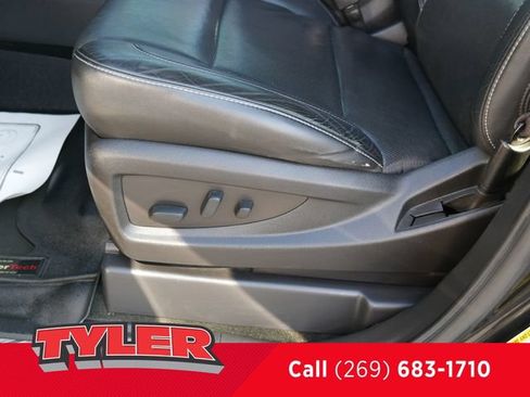 Used 2017 Chevrolet Silverado 1500 LTZ Z71 w/ LTZ Plus Package AWD/4WD image 21
