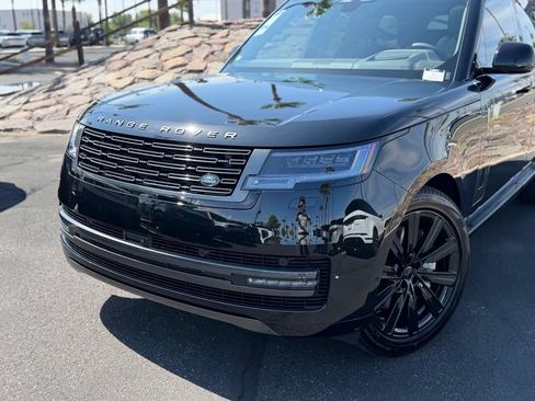 New 2026 Land Rover Range Rover SE AWD/4WD image 2