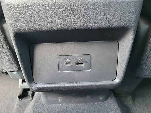 Certified 2022 Nissan Rogue SV image 18