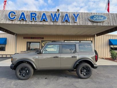 New 2025 Ford Bronco Big Bend w/ Black Diamond Package