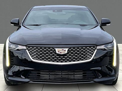 Used 2021 Cadillac CT4 Luxury w/ Sun And Sound Package RWD image 3