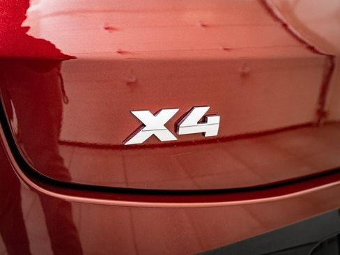 Used 2023 BMW X4 M40i image 19