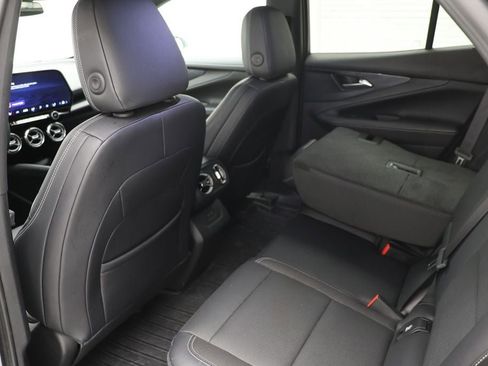 Used 2024 Chevrolet Blazer EV LT image 11