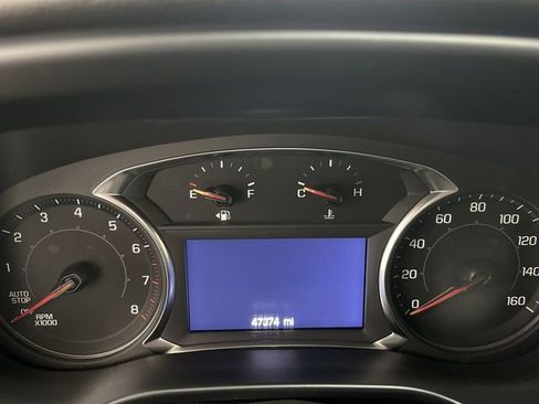 Used 2023 GMC Acadia SLE image 31