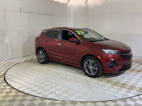 Used 2023 Buick Encore GX Select w/ Sport Touring Package image 2